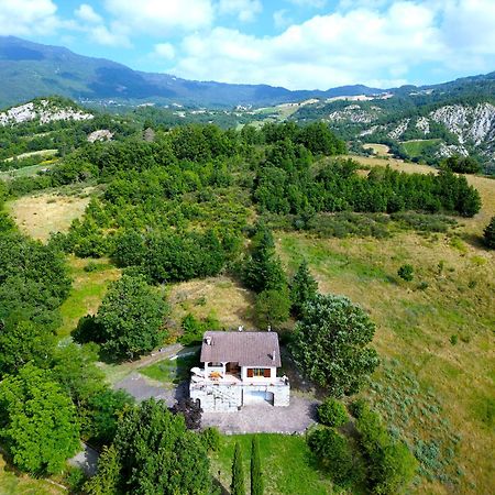 Casa Del Bosco - Vista Mozzafiato & Parco 4 Ettari Villa บอบบิโอ ภายนอก รูปภาพ